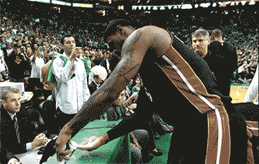 beyondthebuzzer:   LeBron James is bringing back his classic pregame chalk throw ritual.  ayeeee let go 