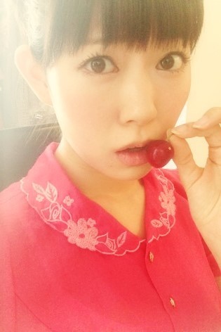 girls48:  Miyuki and all her cuteness… Oh, well..