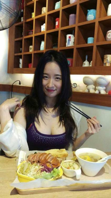 maturechinesewomen: 双胞胎熟女