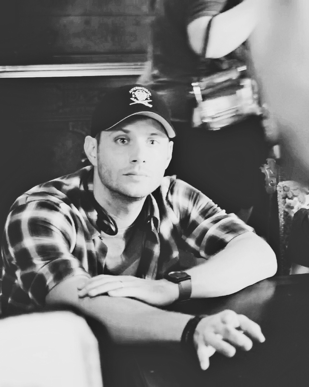spn-idjits-guide-to-hunting:  Jensen Ackles Directing 11x03 “The Bad Seed” /