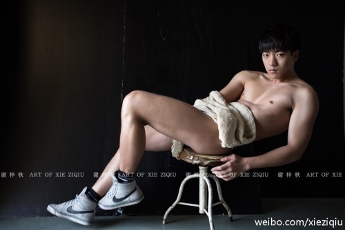hunkxtwink:  XieZiQiuHunkxtwink - More in my archive