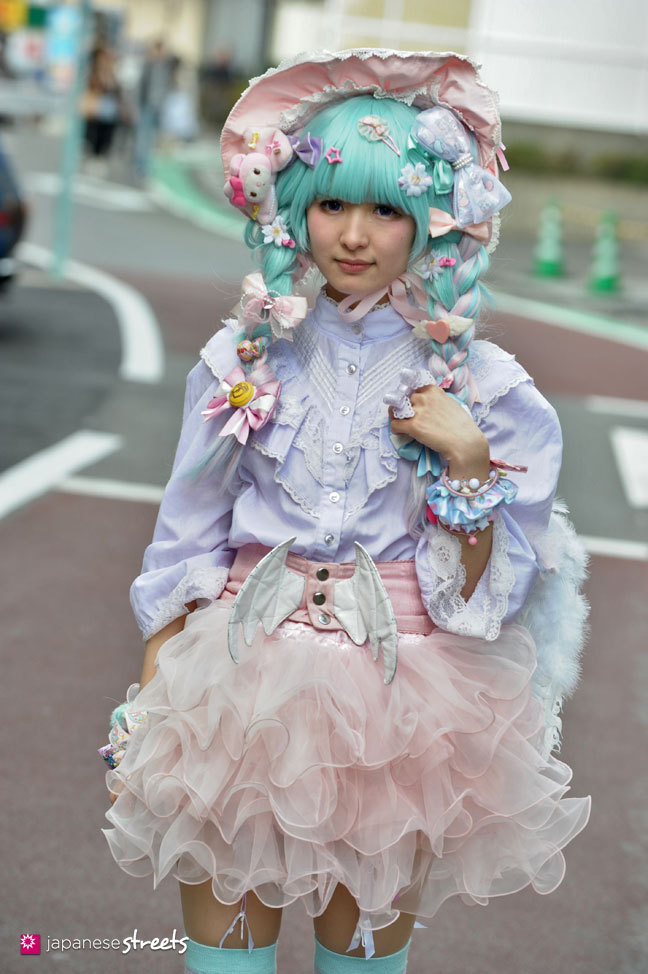 bubbletealolita:  totemo-kawaii—ne:  MINORI (MONTA) — Japanese Streets  