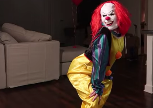 pennywise-eats-ass:  New IT OC: Pennywise’s thot cousin THAT 