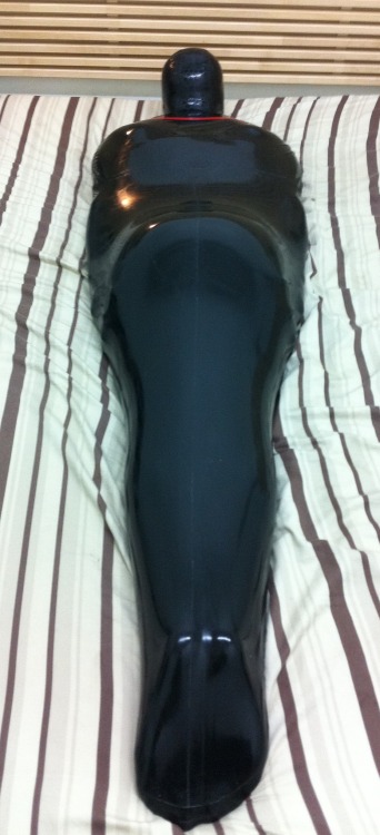 kinkengineering: Hey!  Our sleepsacks are back online with a slight redesign.  Sleep tight in some y