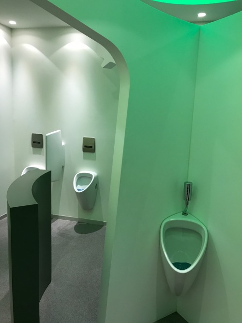 One of 2 new restrooms at the Wijnegem mall in Belgium. Free entrance, urinals placed so you do your