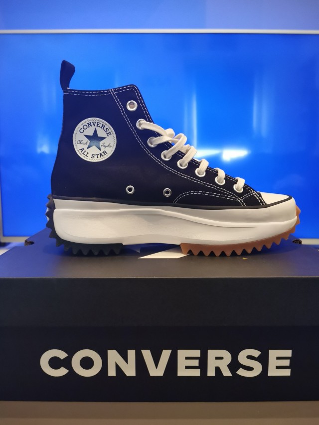 Fico! 42+ Elenchi di Han Jisung Converse Run Star Hike Stray Kids! 한지성 ...