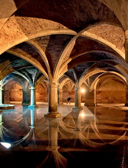 The Portuguese Cistern in El Jadida, Morocco (by Tomasz Dziubinski).