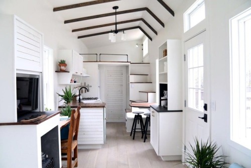 dreamhousetogo:  The Coastal Craftsman by Handcrafted Movement