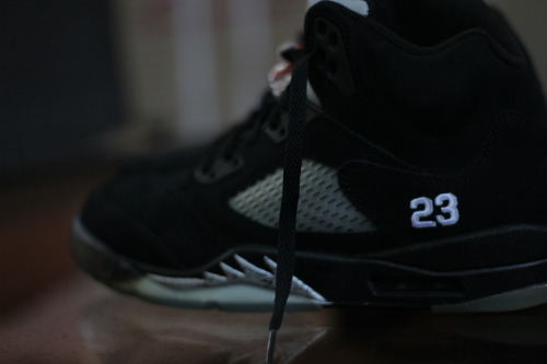 For Sale: Air Jordan 5 Retro “Black Varsity"  Year of Release: 2011 Size: 10.5 Style #136