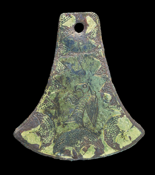 hammer-ov-thor: Pre-Viking Scandinavian Gilt Pelta Pendant with Bird, 7th Century AD The profile bir
