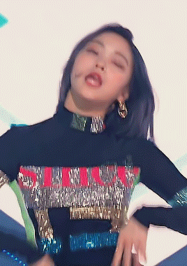 200322 Itzy - Wannabe @ Inkigayo // Ryujin (for Anon)
