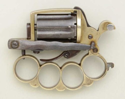 The Apache Knuckleduster/Revolver,One of the stranger firearms produced in history, the Apache Knuck