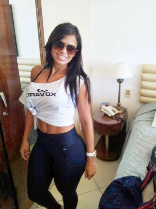 inthebonezone: I’d bone her…http://inthebonezone.tumblr.comhttp://showmeyourb00bies.tumblr.comhttp://whereyougetalldatass.tumblr.comhttp://mywhipgameproper.tumblr.comhttp://shitrichpeoplelike.tumblr.com Brazilian cake!