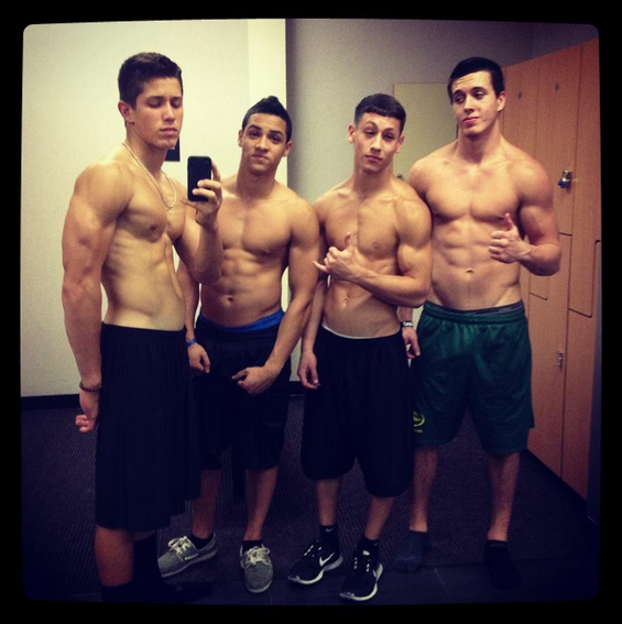 gaggers:  Active gay porn blog, I follow back all!http://gaggers.tumblr.com