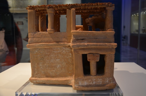 soverylittlehoneybee:Clay model of a house. Acharnes. 1600 B.C.Heraklion Acheological Museum.