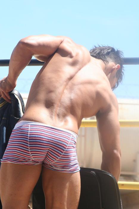 meniloveat5280:  Follow for over 80,000 examples of The Art of Man. tumblr batch