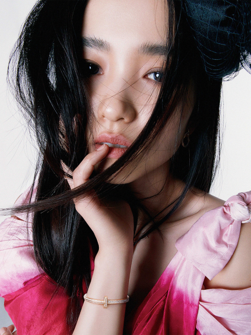 neocitys:KIM TAE-RI for Dazed Korea — 2021, photography by Cho Giseok