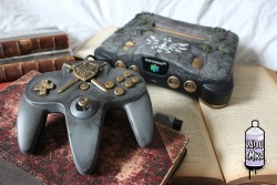 gaminginthedark:  pixalry:  Custom Legend of Zelda Relic Nintendo 64 - Created by Vadu Amka You can find more pictures of Vadu’s work on Flickr.  SWEET CHRIST 