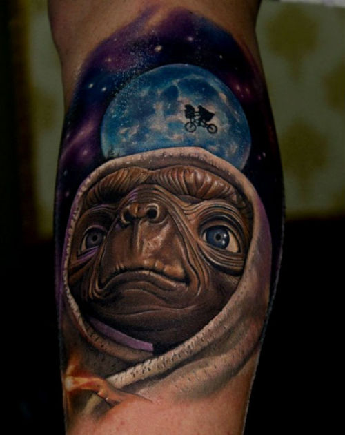 thievinggenius:  Tattoo done by Victor Chil. http://instagram.com/victor_chil