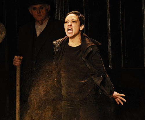 gael-garcia:More images of Ruth Negga as Hamlet at Gate Theater Dublin, (27 Sept-13 Oct 2018)