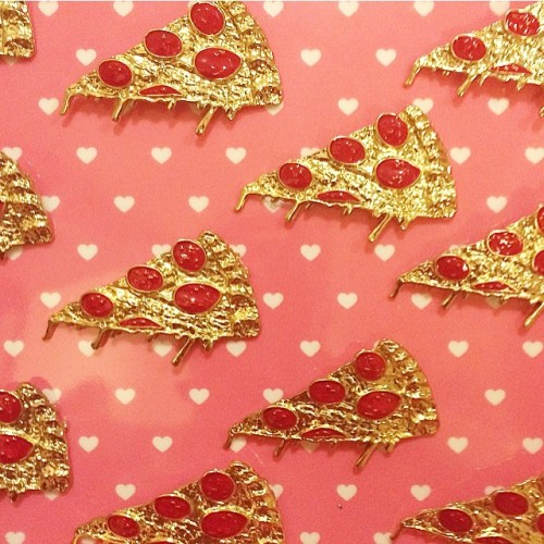 pygmyhipposhoppe:BTW! In honor of National Pizza Day, our giant pizza slice pins are 2-for-1 until midnight pst tonight!🍕❤️✨ {online only ~ shop link in profile}  (at Pygmy Hippo Shoppe)