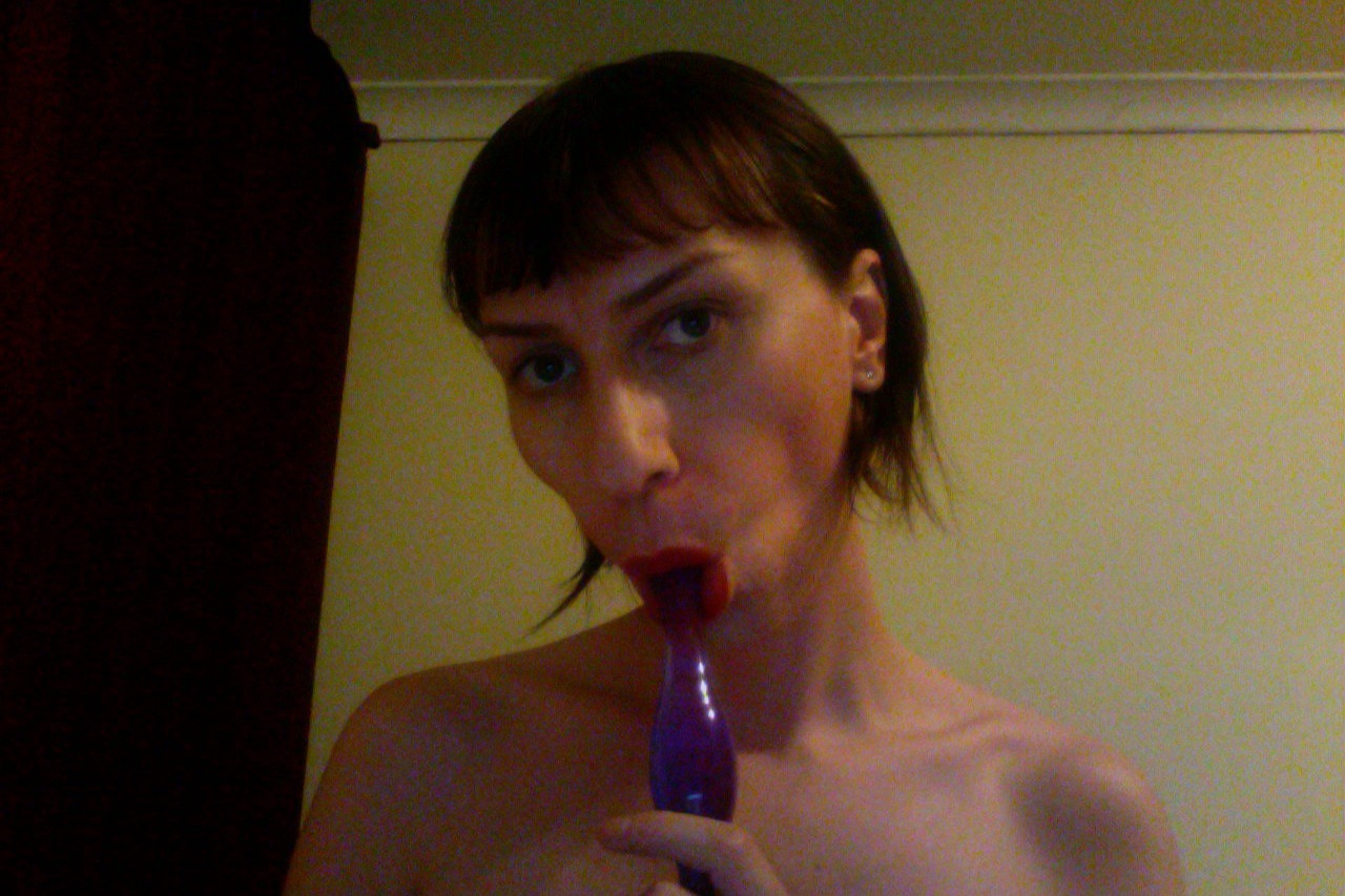 miss-fapamoto:  &ldquo;post a picture sucking off and licking a dildo, you little