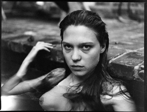 contemporaindufutur:    Léa Seydoux by Shelby Duncan.    