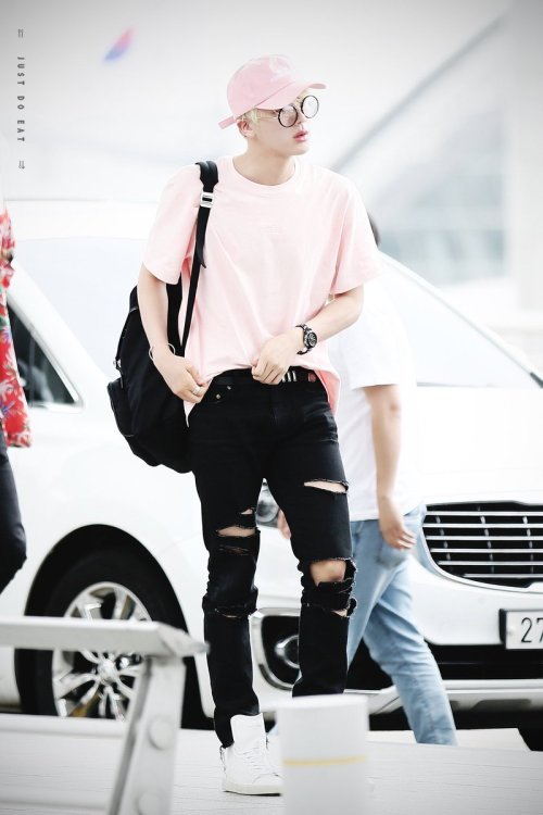 bts0715:©JUST DO EAT | Do not edit. Do not crop logo.