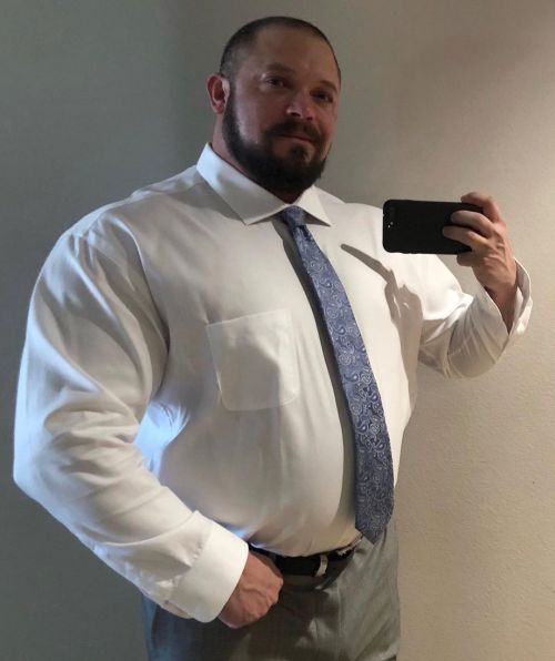 The boss needs to see you in his office . . . . . . #musclebull #musclebear #beefybear #bigguyfashio