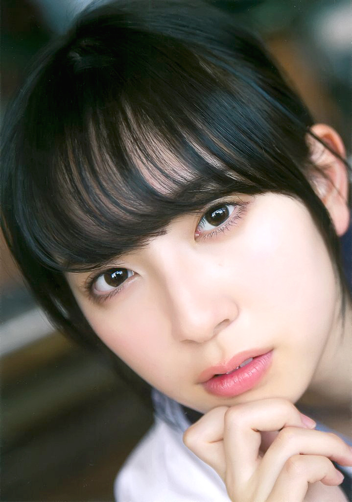46pic:  Miku Kanemura - Graduation 2018  