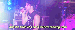 jakebundricks:  All Time Low performing A