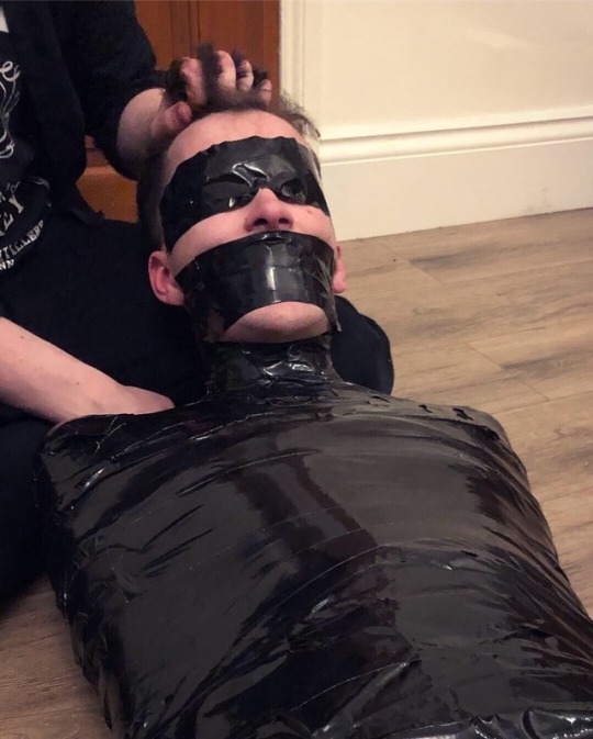 gaggedchav:     They both had way too much fun with this 🖤 The full video will be uploaded to the 2019 collection later today  Get this full video and every video of 2019 for £150  DM for details 