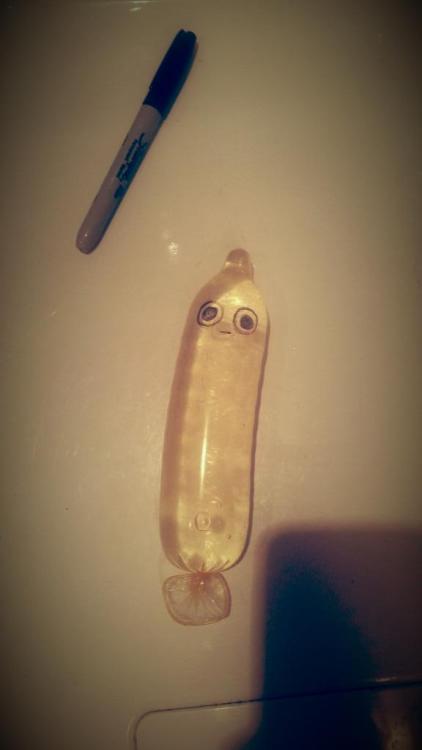 rosy-red-lips:  siphersaysstuff:  reinodelocos:  yaycreamymancakes:  i filled a condom with water and gave it feelings  next pixar movie  Wrapped Up, coming (ha ha) in 2017.   I love it😍 Rosy gives this two thumbs up👍🏼👍🏼