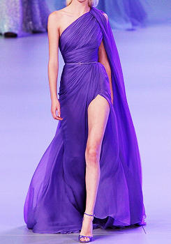 fashion-runways:  Elie Saab Paris Fashion Week 2014 - PURPLE / LAVENDER 