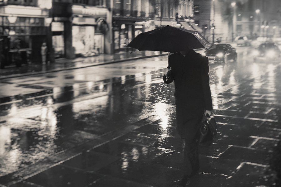M-Workshop — street-photography-london: ‘As the sky came...