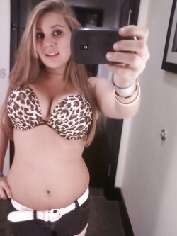 girlswithbigassets:  For more girls with big assets go to http://fotozup.com. Check the &ldquo;For Guys&rdquo; section.