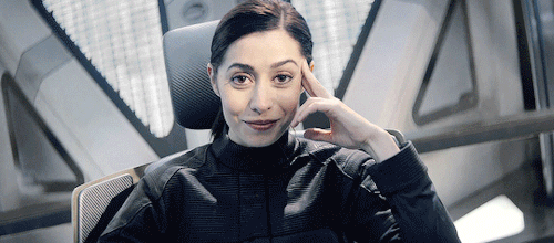 katiebishop:Stick us in hyper warp and let’s… fuck off somewhere. USS callister