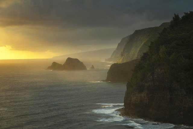 Light Falls by Wind Walk #Light Falls#rock#ocean#sea#stach#sunrise#cliff#hawaii