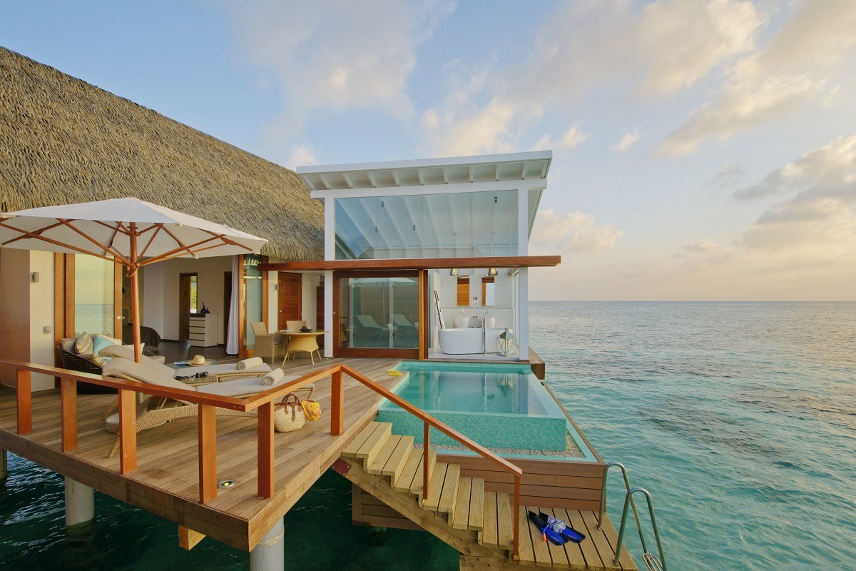 ginger-mouse:  withoutmedication:  luxuryaccommodations:  Top 10 Overwater Bungalows