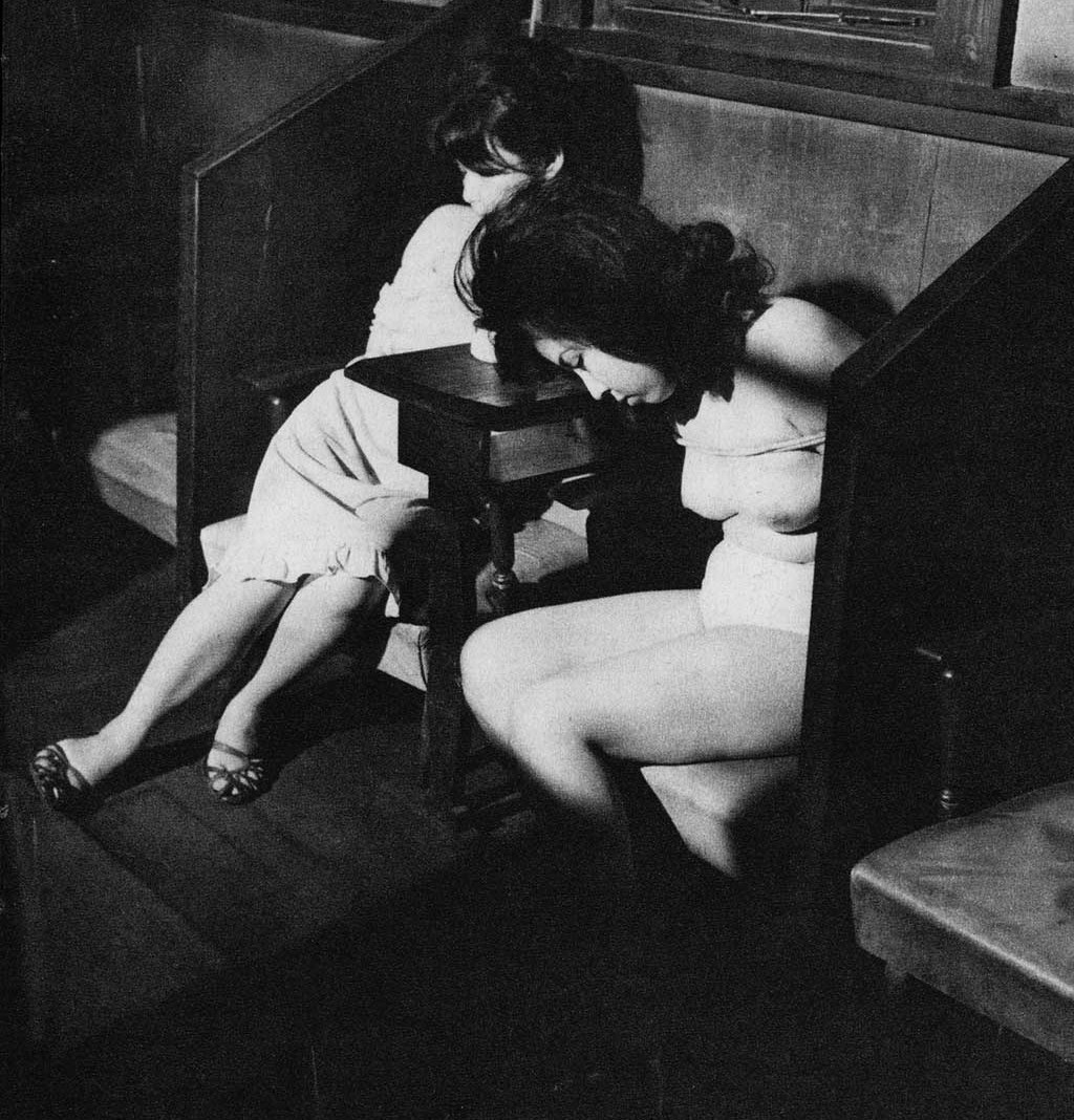 sowhatifiliveinjapan:  裏窓 (1963年10月)