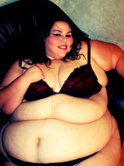 xxlgirls:  I love fat girls. They offer :