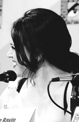 savioursqueen:   requested by buffytardis  Lana Parrilla + the seating arrangements [aka the subtle way of pointing out how she and Jen are always seated so far away from each other] 