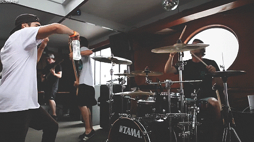loomingpines:  dunrath:  Northlane (Sydney Harbour Boat Cruise Show) [x]  miss you