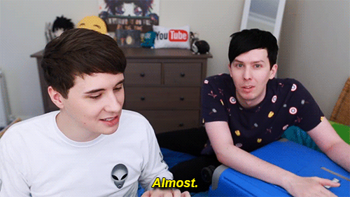 duevangogh:I can’t play Heathens on a suitcase…