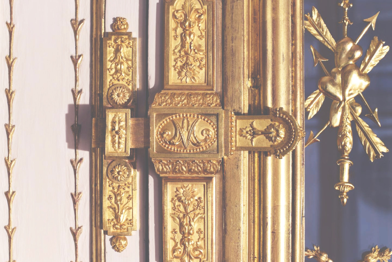 Marie-Antoinette&rsquo;s Cabinet of the Meridian  [credit: Â© EPV / Thomas