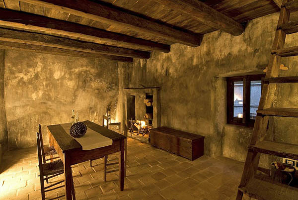 fuckyeahawesomehouses:  Romantic Sextantio Hotel, Italy