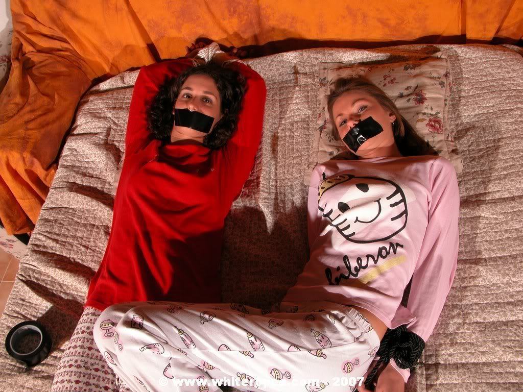 stacykdid:  Bedtime Bound