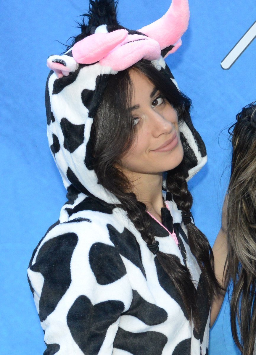 toucanhussey:  Some of Camila Cabello’s best looks: a (continuing) thread AMAs