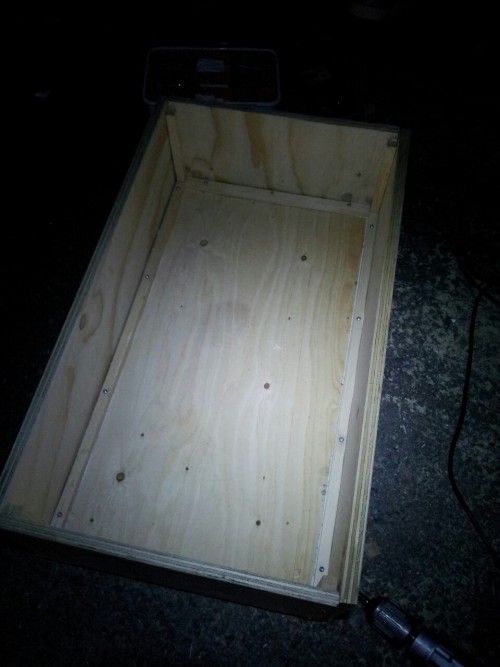 We needed an old looking box for the larp and simply couldn’t find one, so I spent some time assembling one. It is not the prettiest, but it will do the trick!