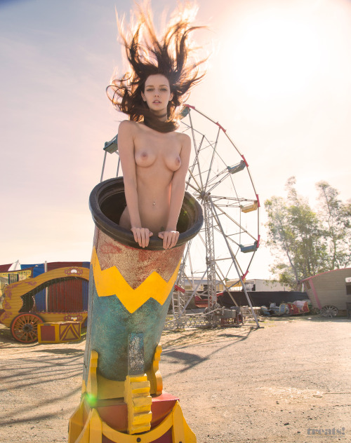 Sex wildwest62:  Lydia Hearst by Tony Duran  pictures